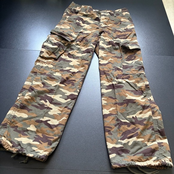 Levi's Pants - Levi’s‎ Women's '94 Baggy Cotton High Rise Cargo Pants cotton wide leg womens 27